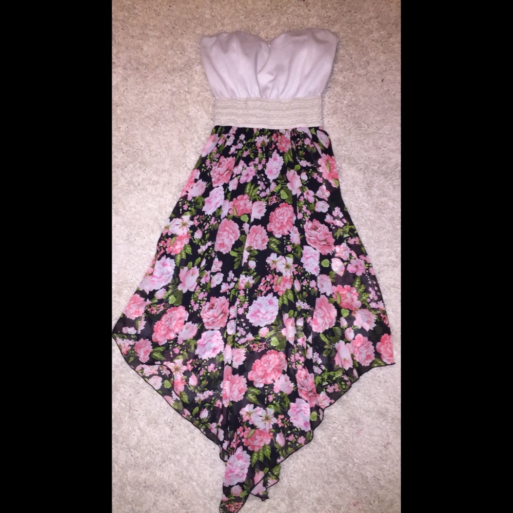 Strapless dress